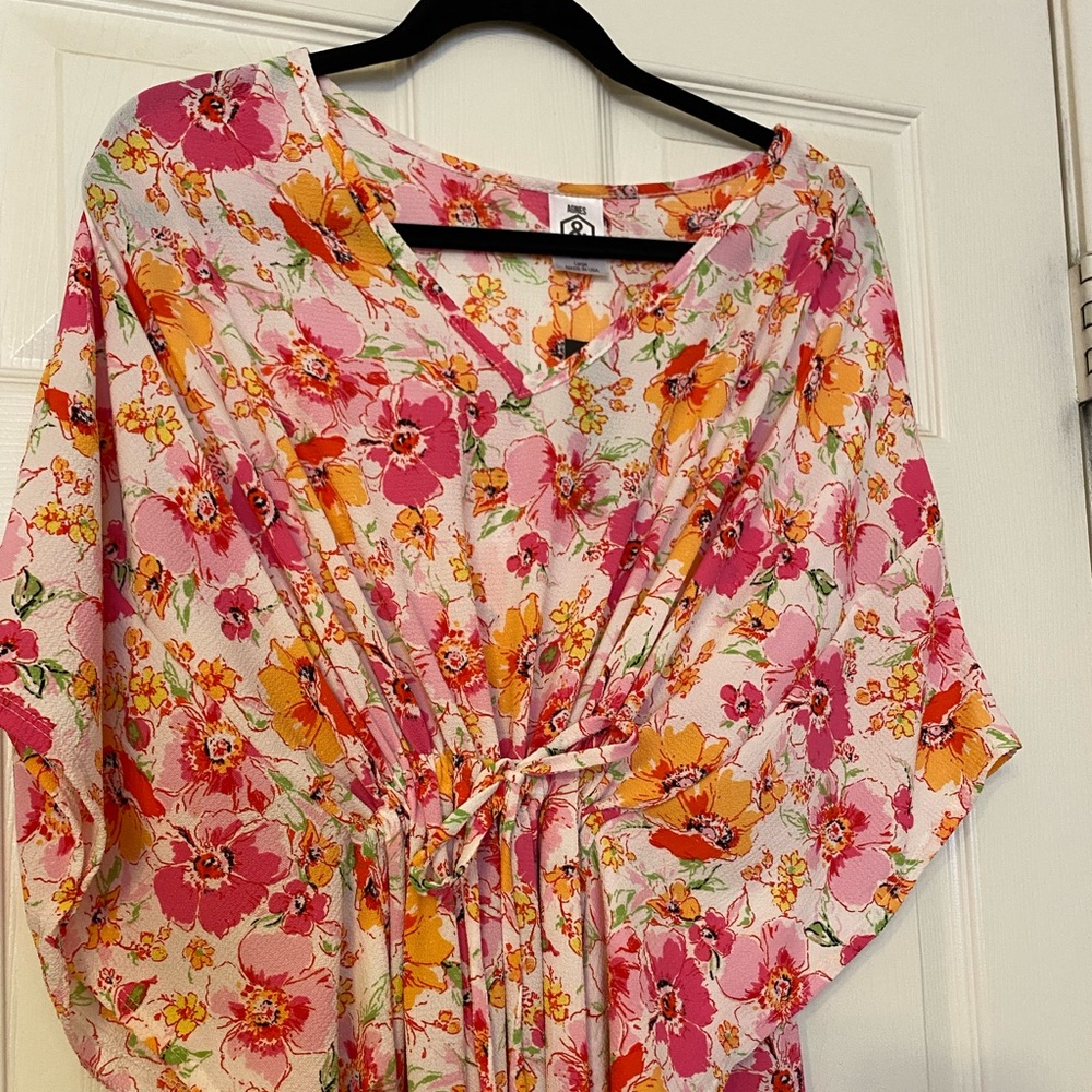NWT KAFTAN DRESS SIZE L